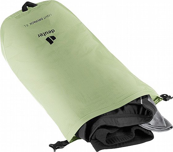 �� ���� ���� 8 ����  -Deuter Light Drypack 8L grove	